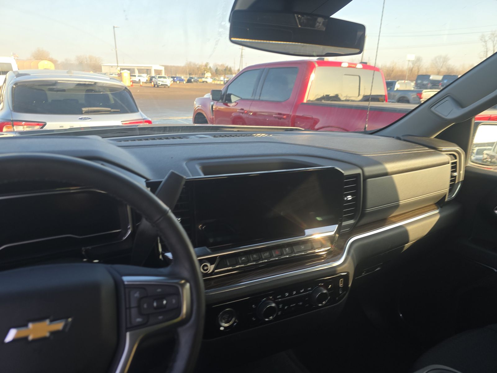 2024 Chevrolet Silverado 1500 LT AWD