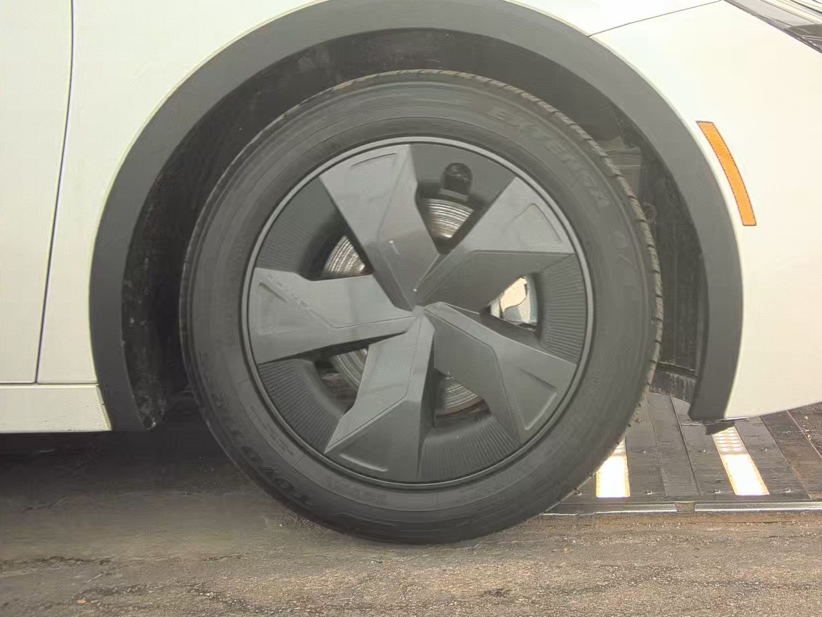 2024 Toyota Prius Prime SE FWD