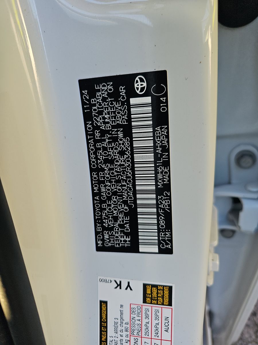 2024 Toyota Prius Prime SE FWD