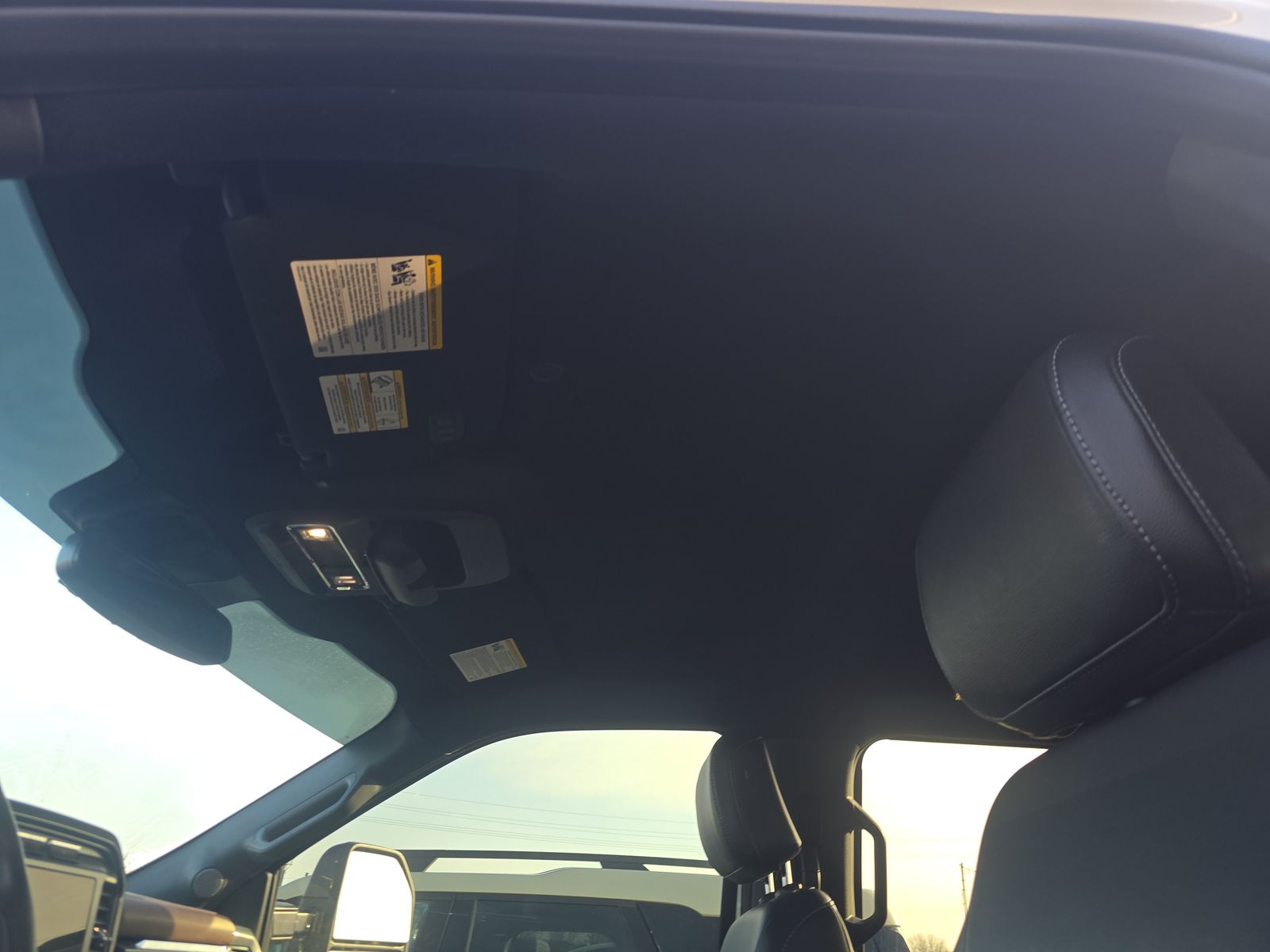 2023 Ford F-150 Hybrid Lariat AWD