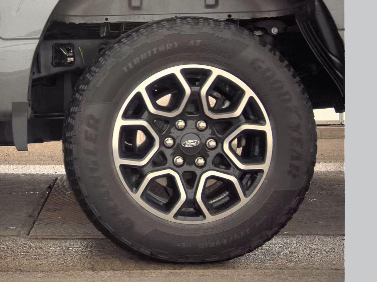 2023 Ford F-150 Hybrid XLT AWD