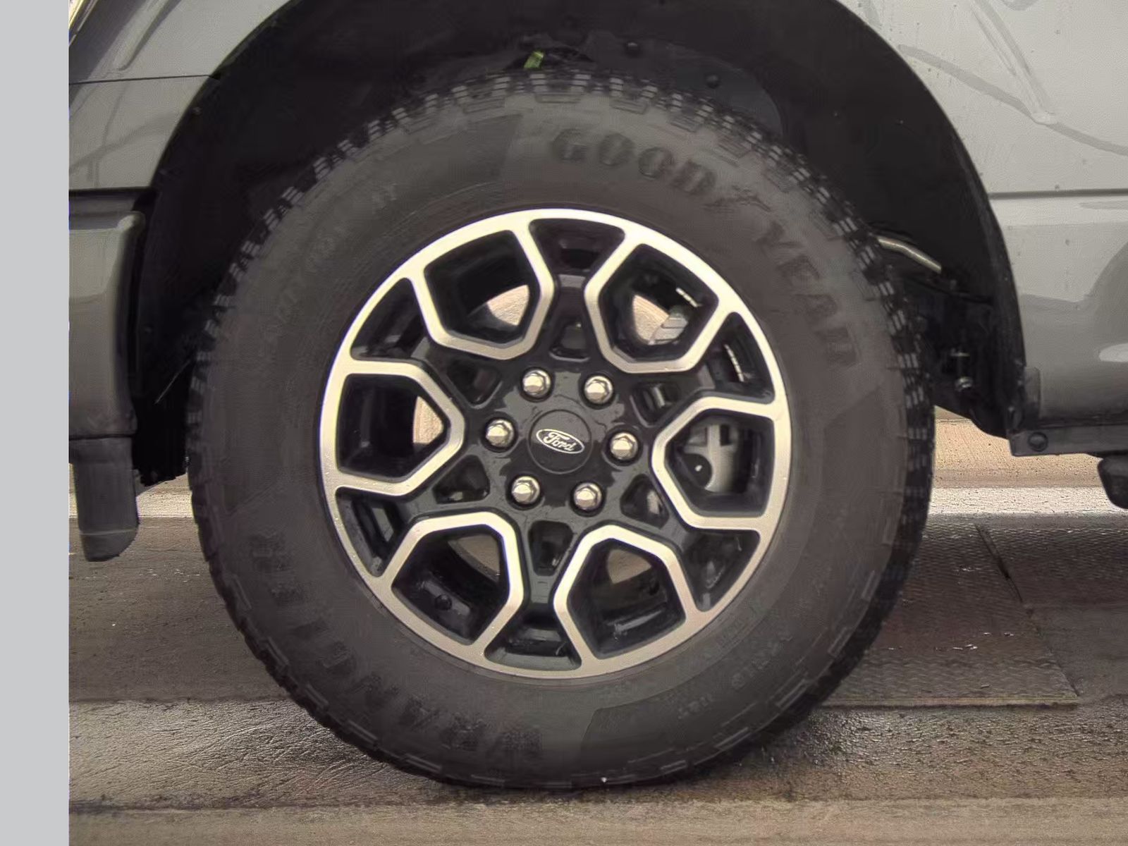 2023 Ford F-150 Hybrid XLT AWD