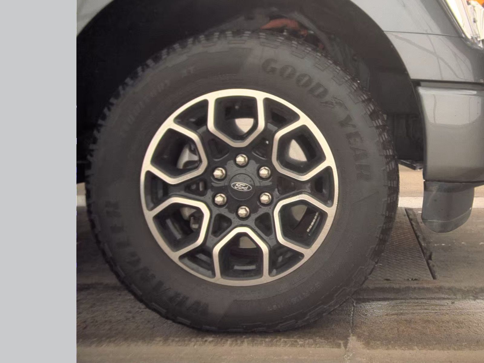 2023 Ford F-150 Hybrid XLT AWD