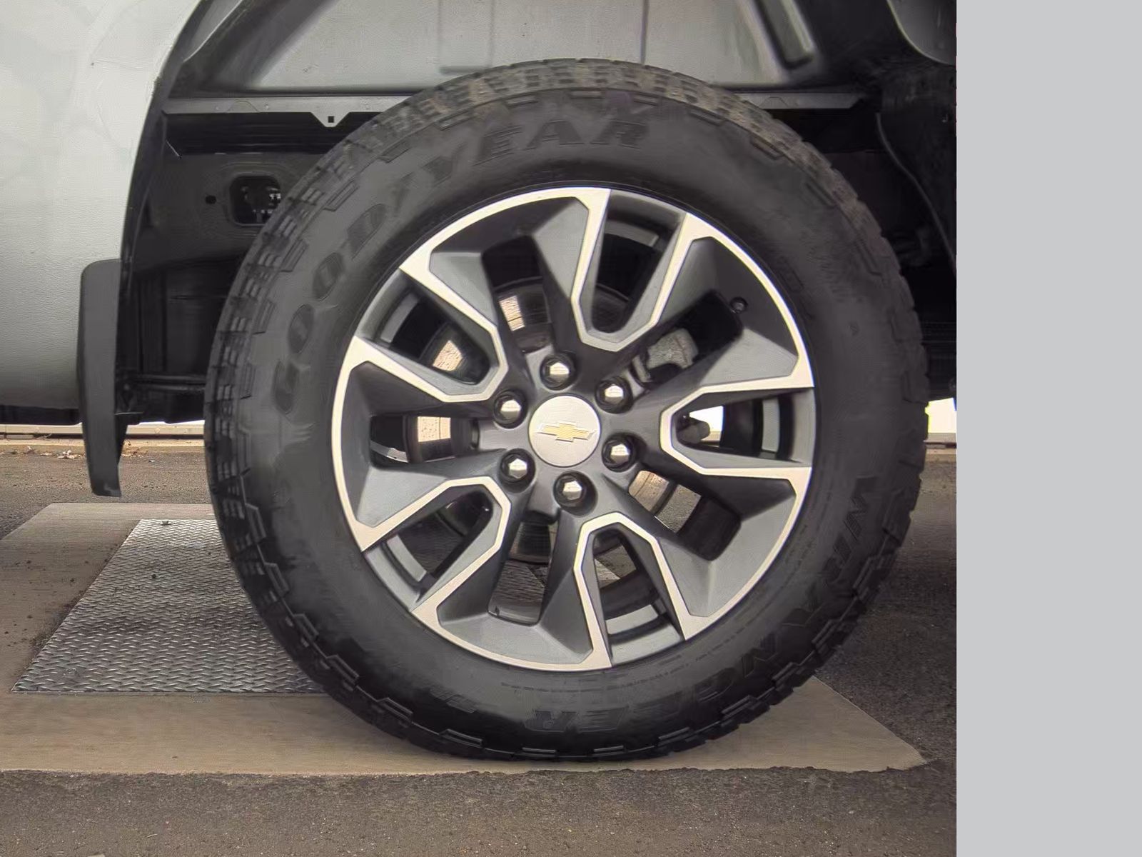 2024 Chevrolet Silverado 1500 LT AWD