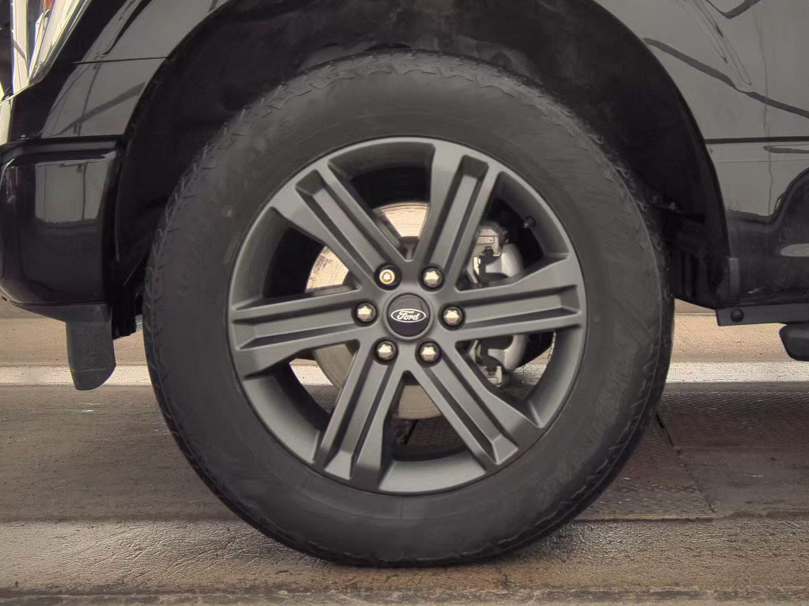 2023 Ford F-150 XLT AWD