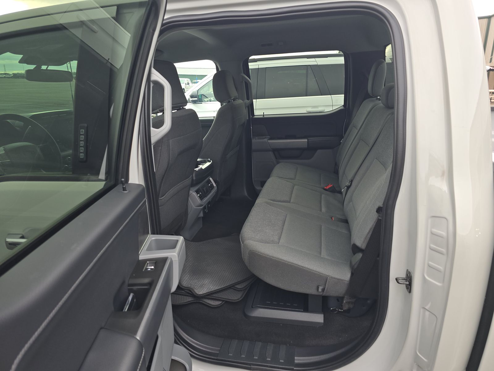 2024 Ford F-150 Hybrid XLT AWD