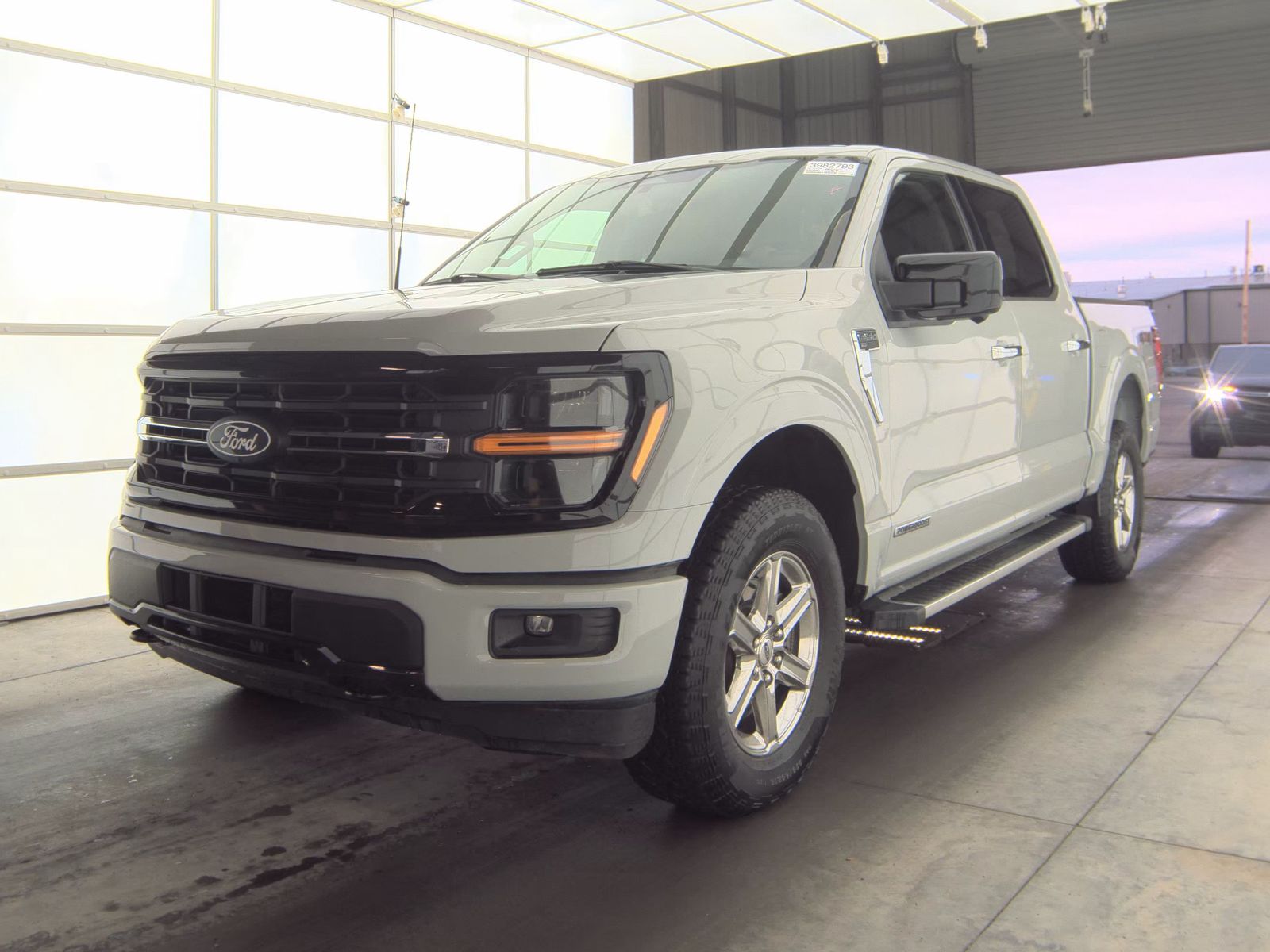 2024 Ford F-150 Hybrid XLT AWD
