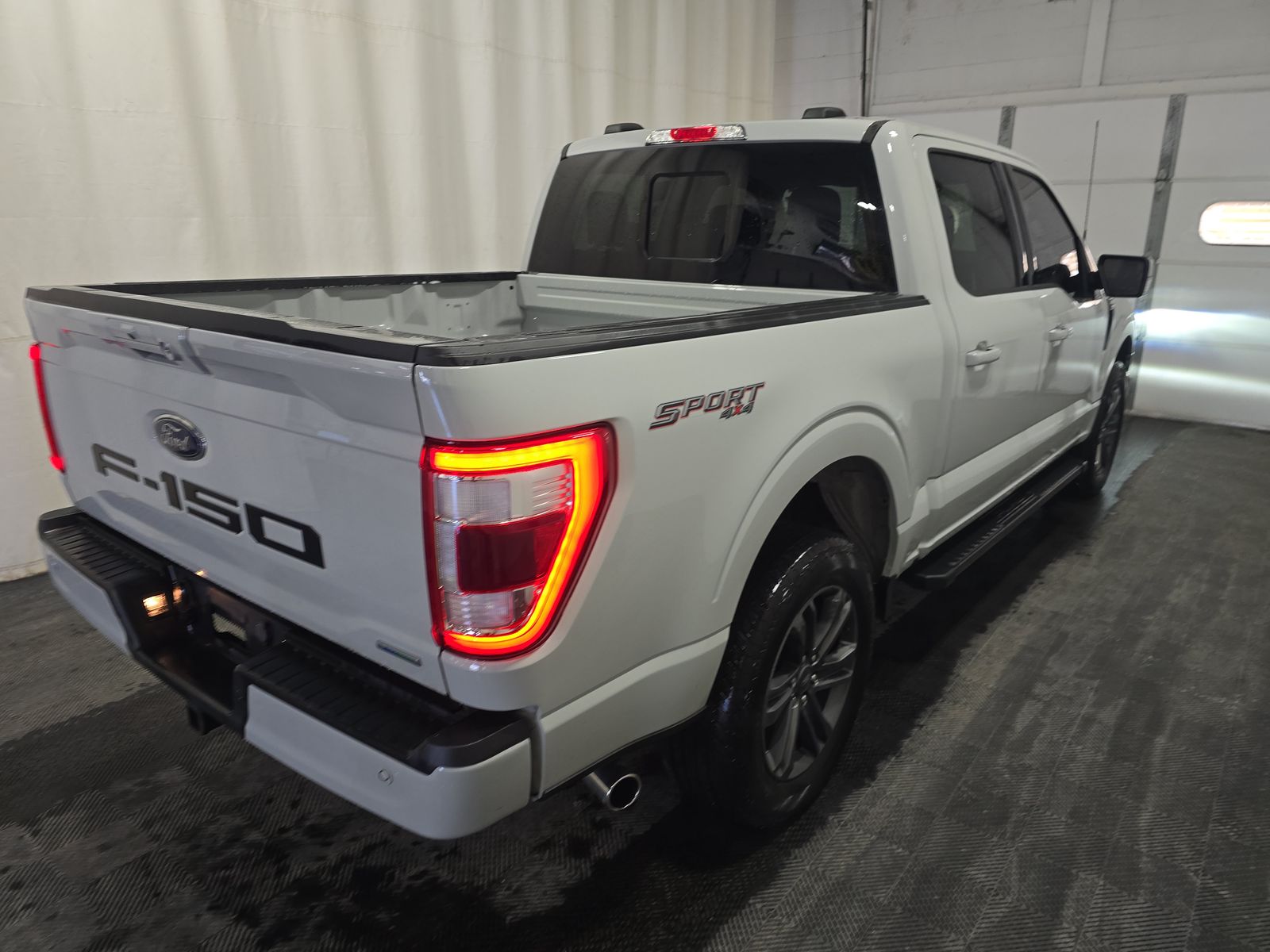 2023 Ford F-150 Lariat AWD