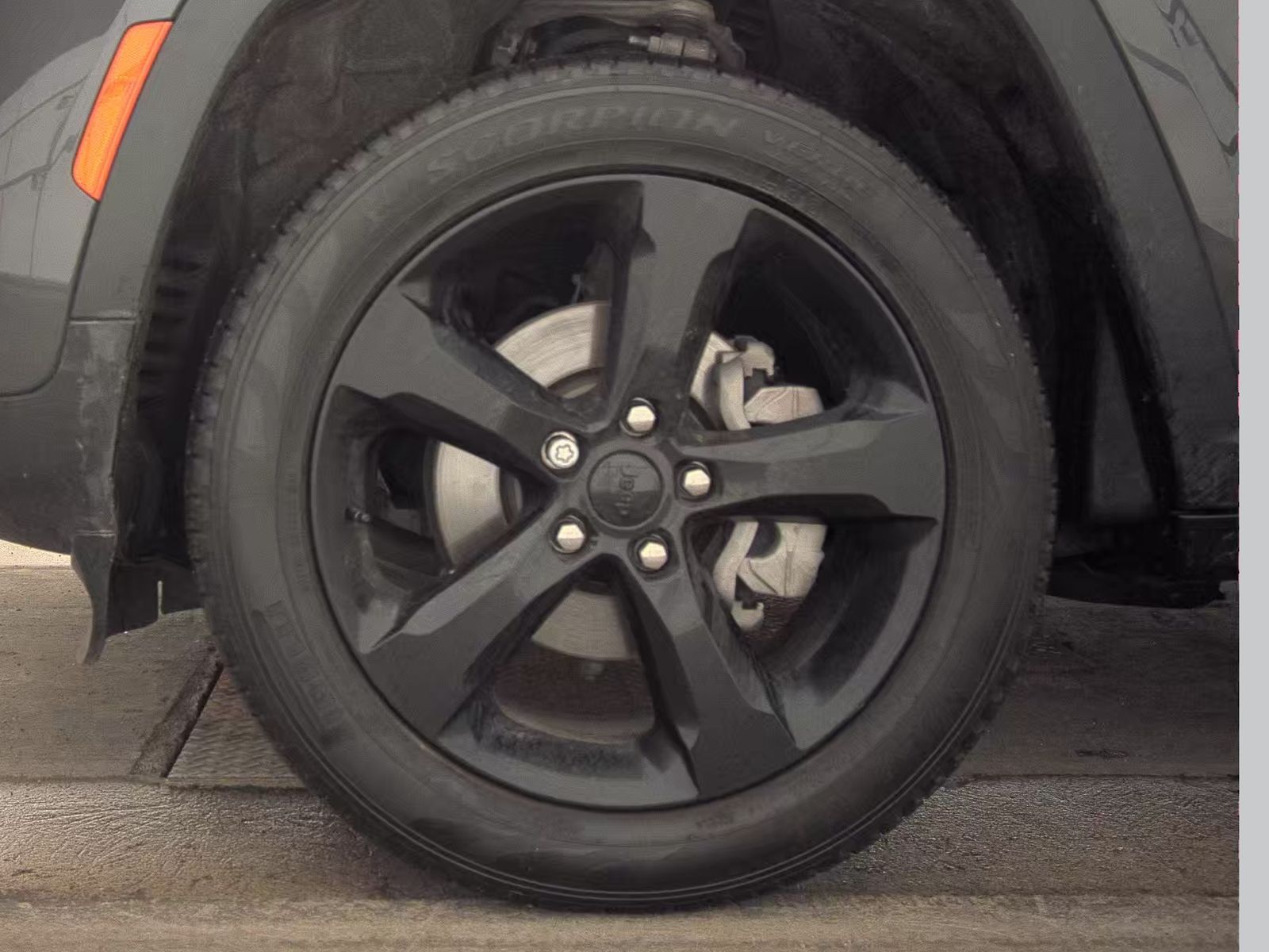 2025 Jeep Grand Cherokee Limited AWD