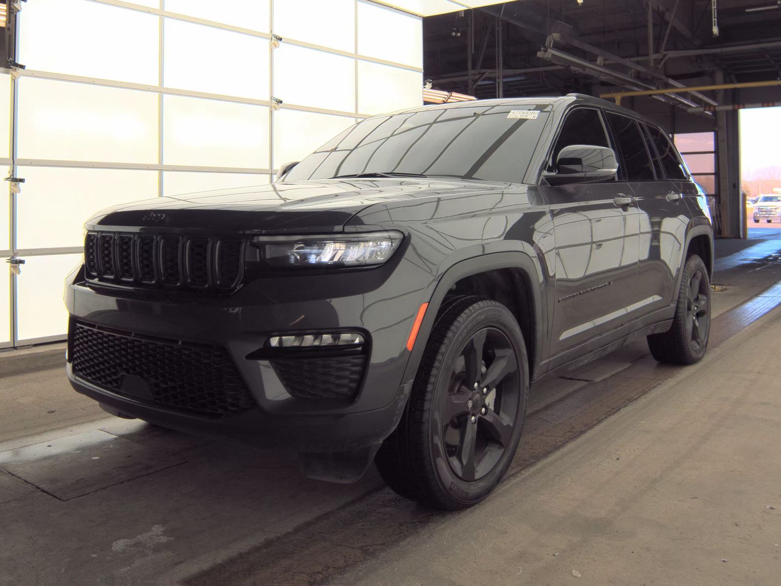 2025 Jeep Grand Cherokee Limited AWD