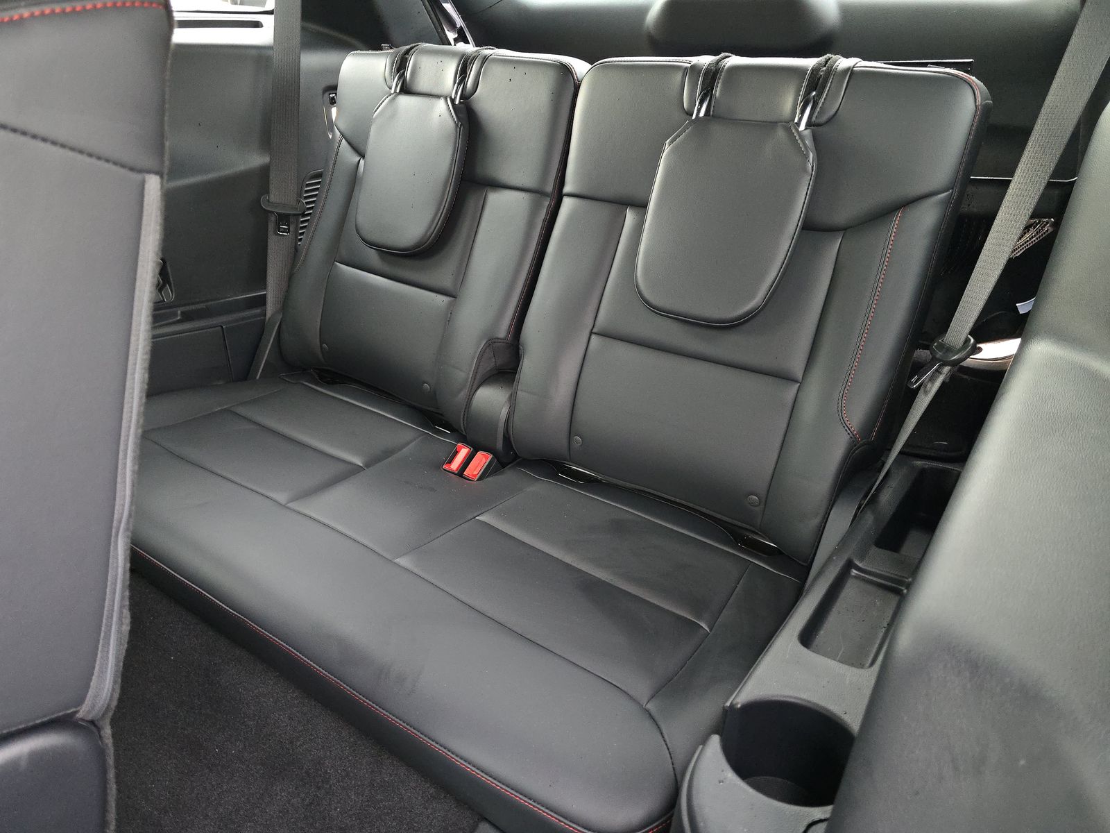 2025 Ford Explorer ST-Line AWD