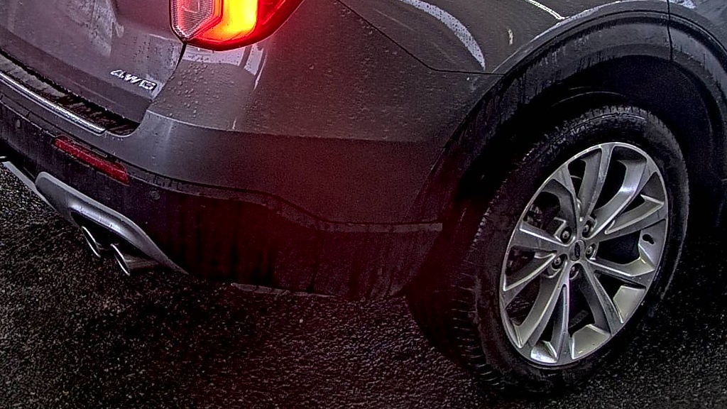 2022 Ford Explorer Platinum AWD