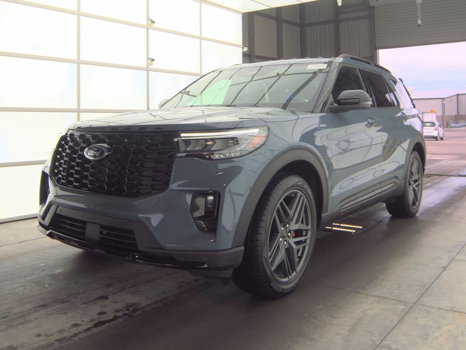 2025 Ford Explorer ST-Line AWD