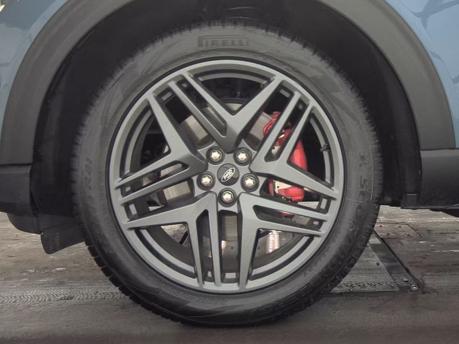 2025 Ford Explorer ST-Line AWD