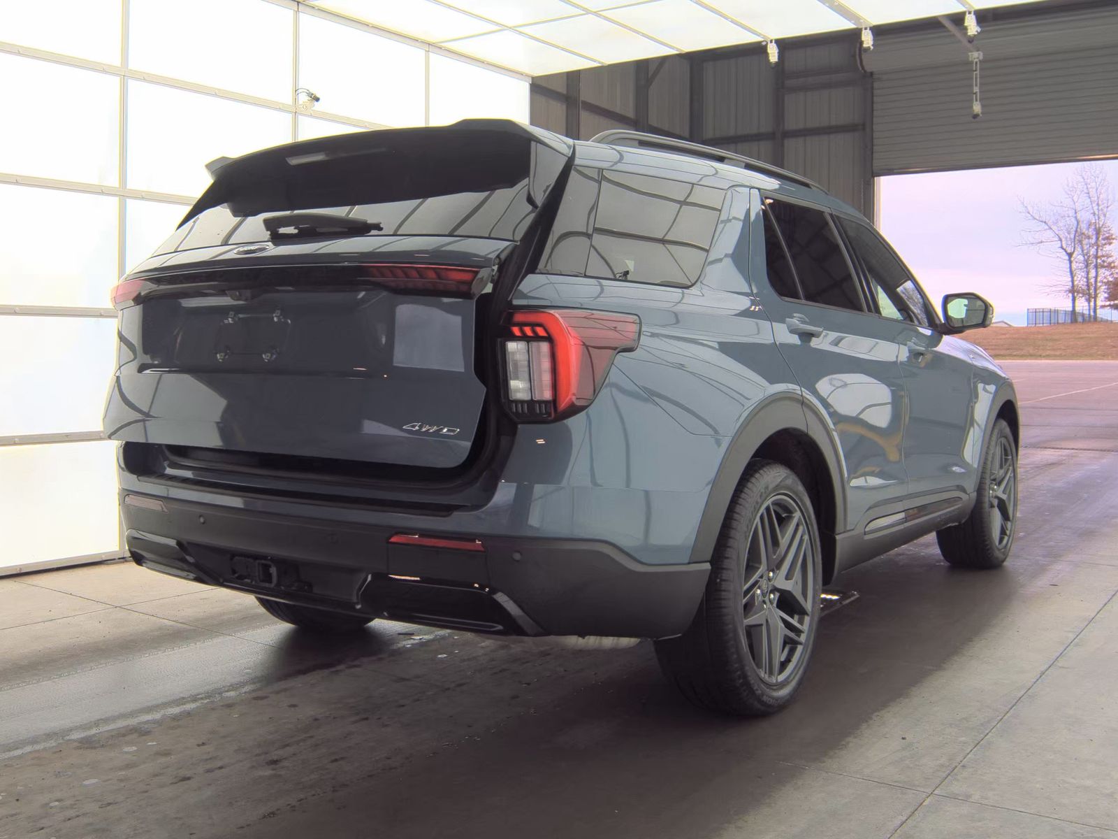 2025 Ford Explorer ST-Line AWD