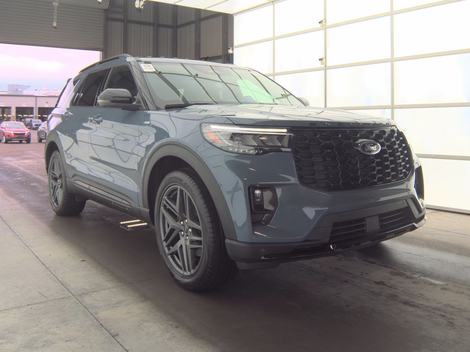 2025 Ford Explorer ST-Line AWD