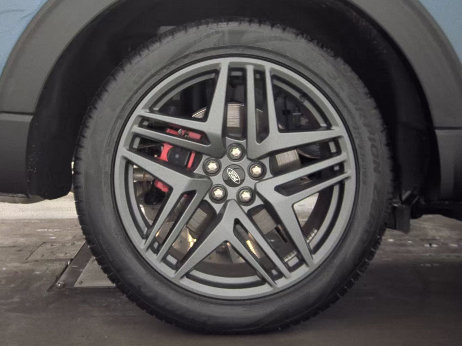 2025 Ford Explorer ST-Line AWD