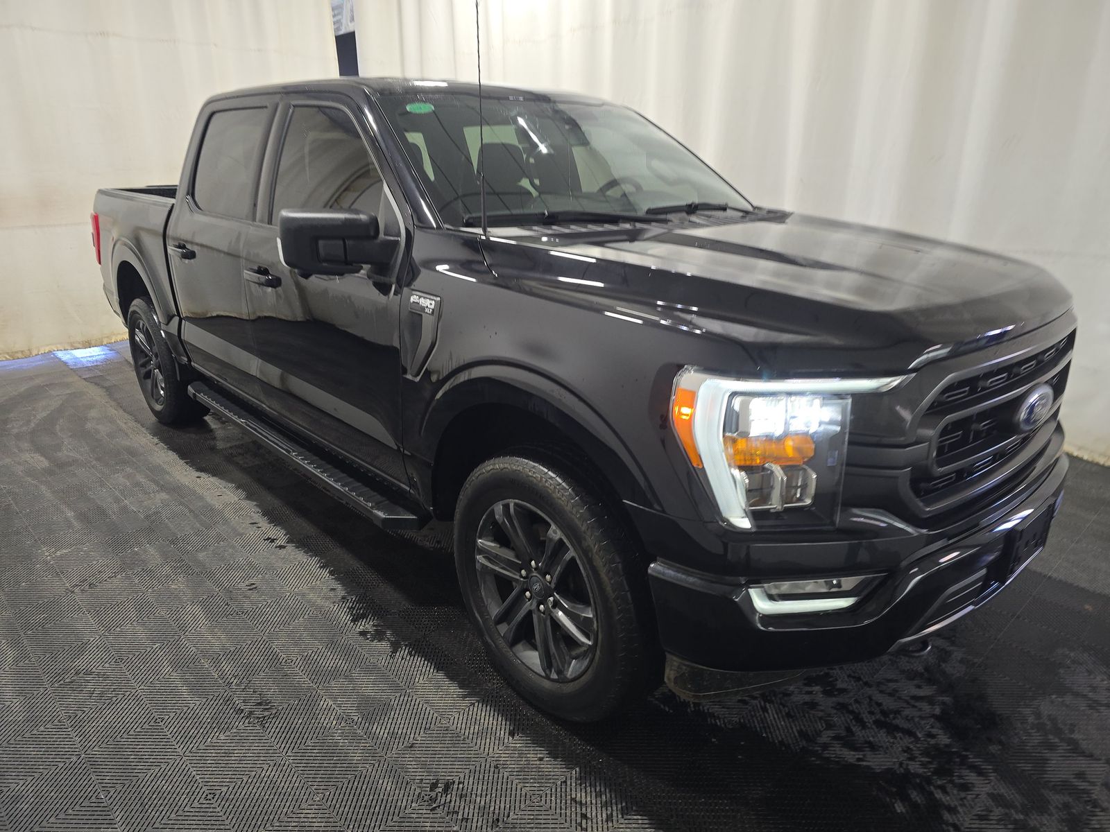 2023 Ford F-150 XLT AWD