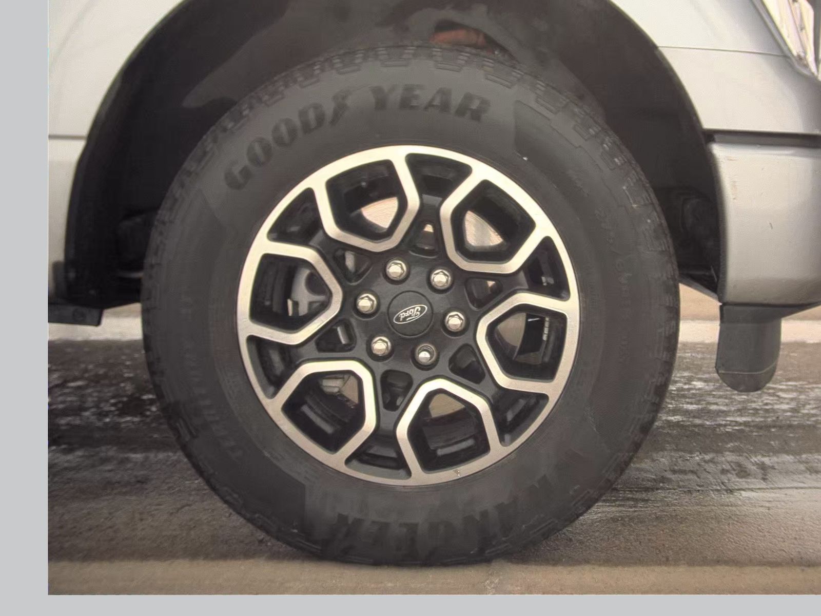 2023 Ford F-150 Hybrid XLT AWD