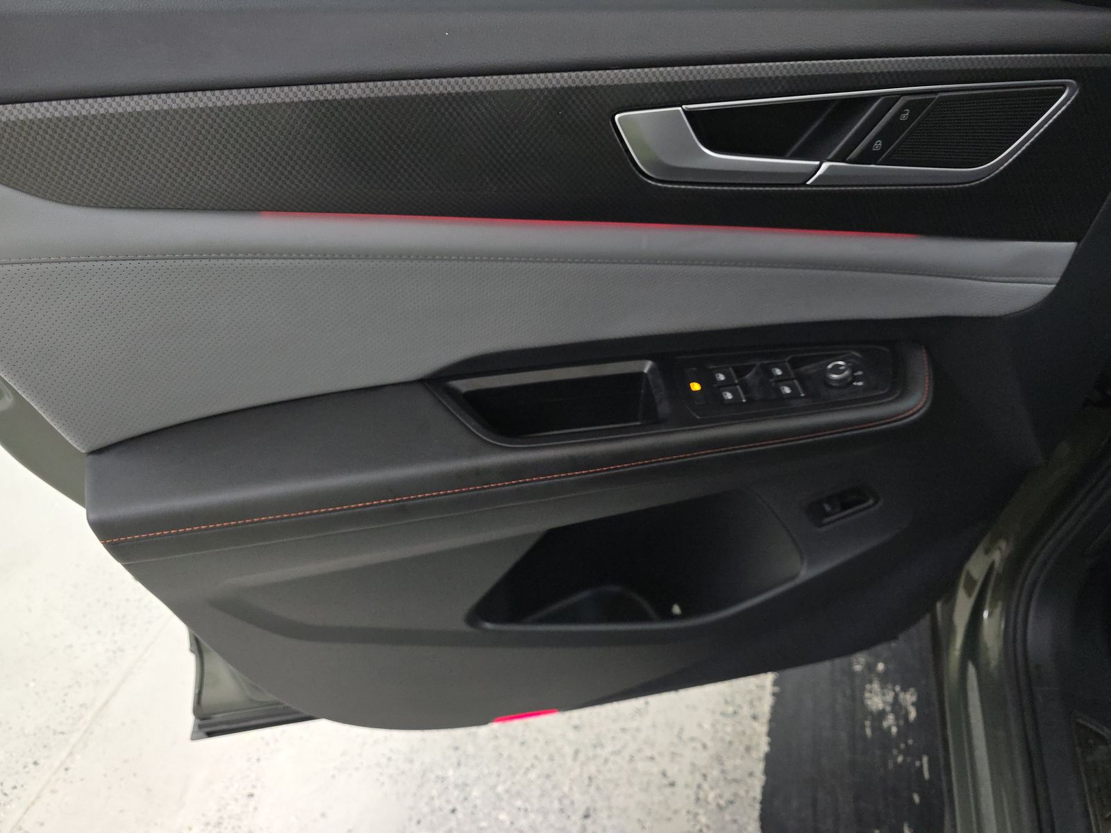 2024 Volkswagen Atlas 2.0T Peak Edition SEL AWD