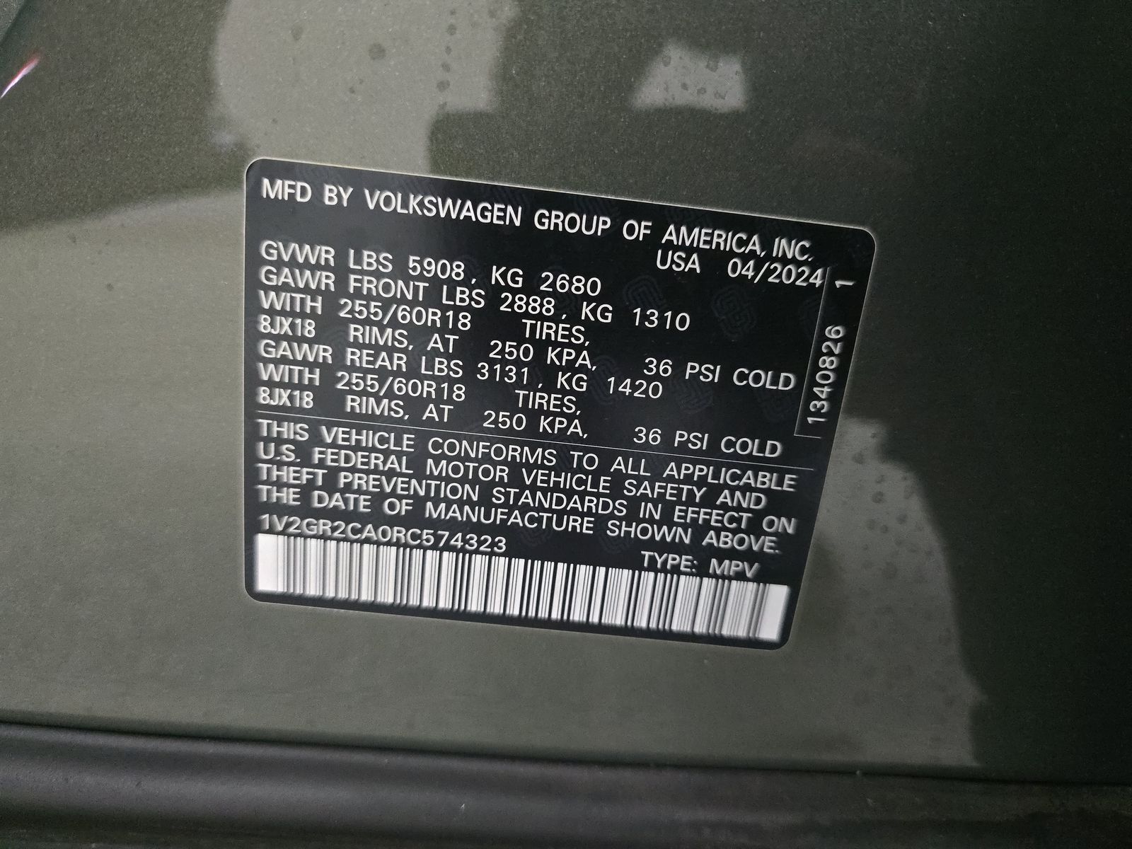 2024 Volkswagen Atlas 2.0T Peak Edition SEL AWD