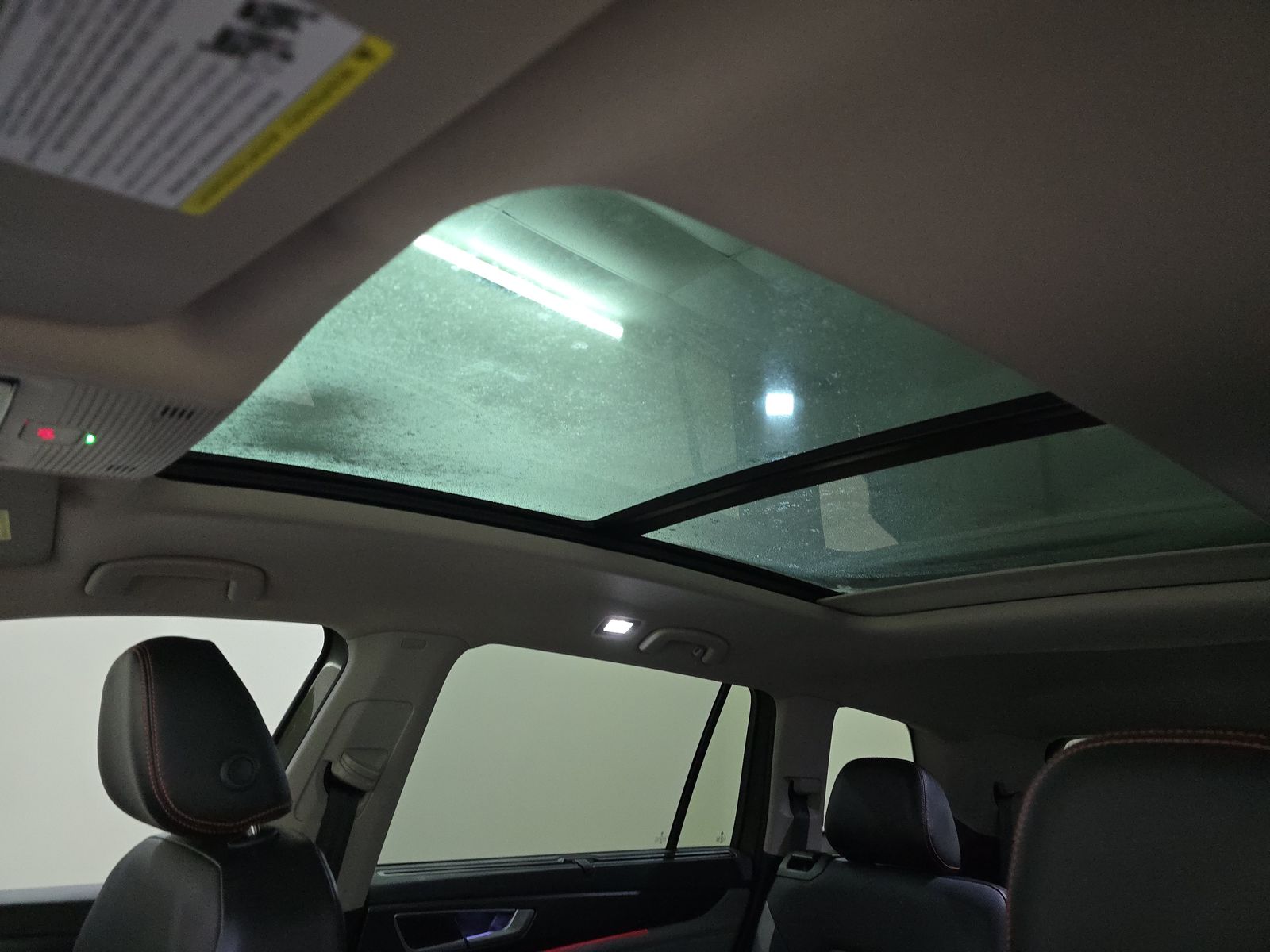 2024 Volkswagen Atlas 2.0T Peak Edition SEL AWD