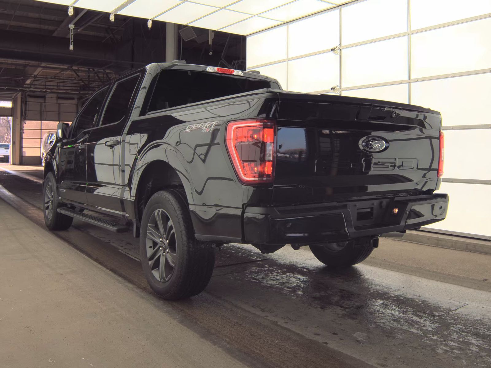 2023 Ford F-150 Hybrid XLT AWD