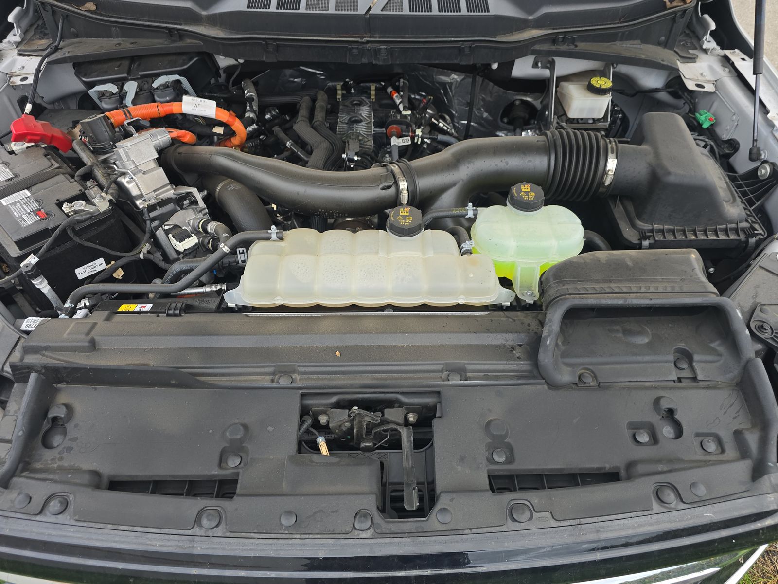 2024 Ford F-150 Hybrid XLT AWD