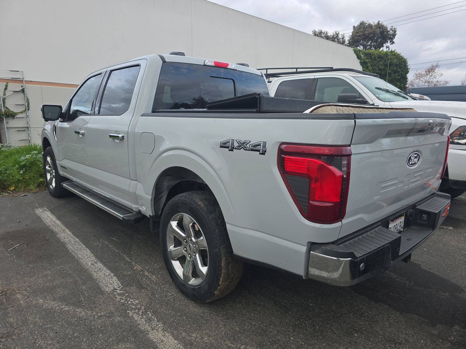 2024 Ford F-150 Hybrid XLT AWD