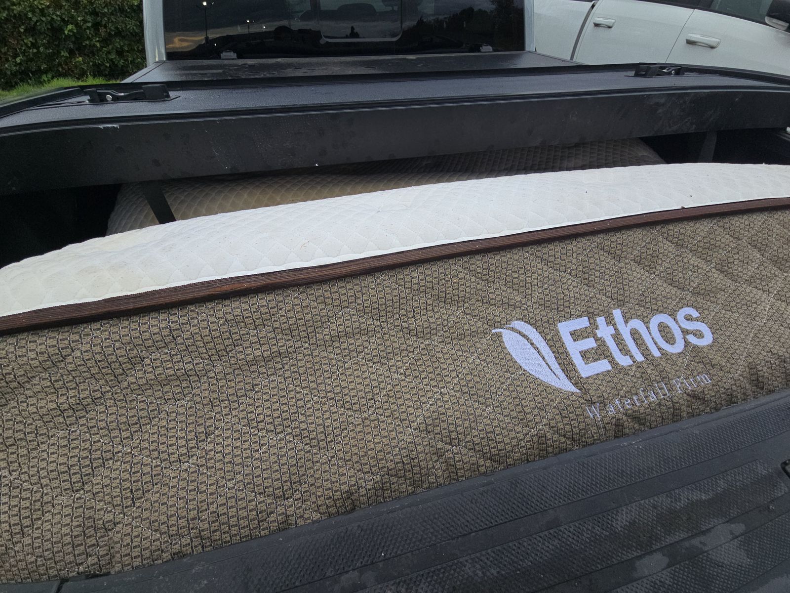 2024 Ford F-150 Hybrid XLT AWD