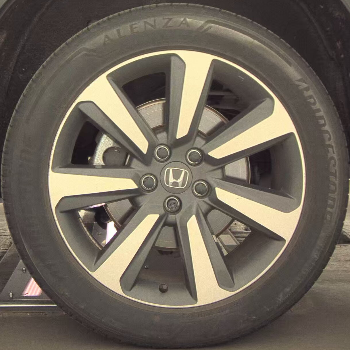 2023 Honda Pilot Touring AWD