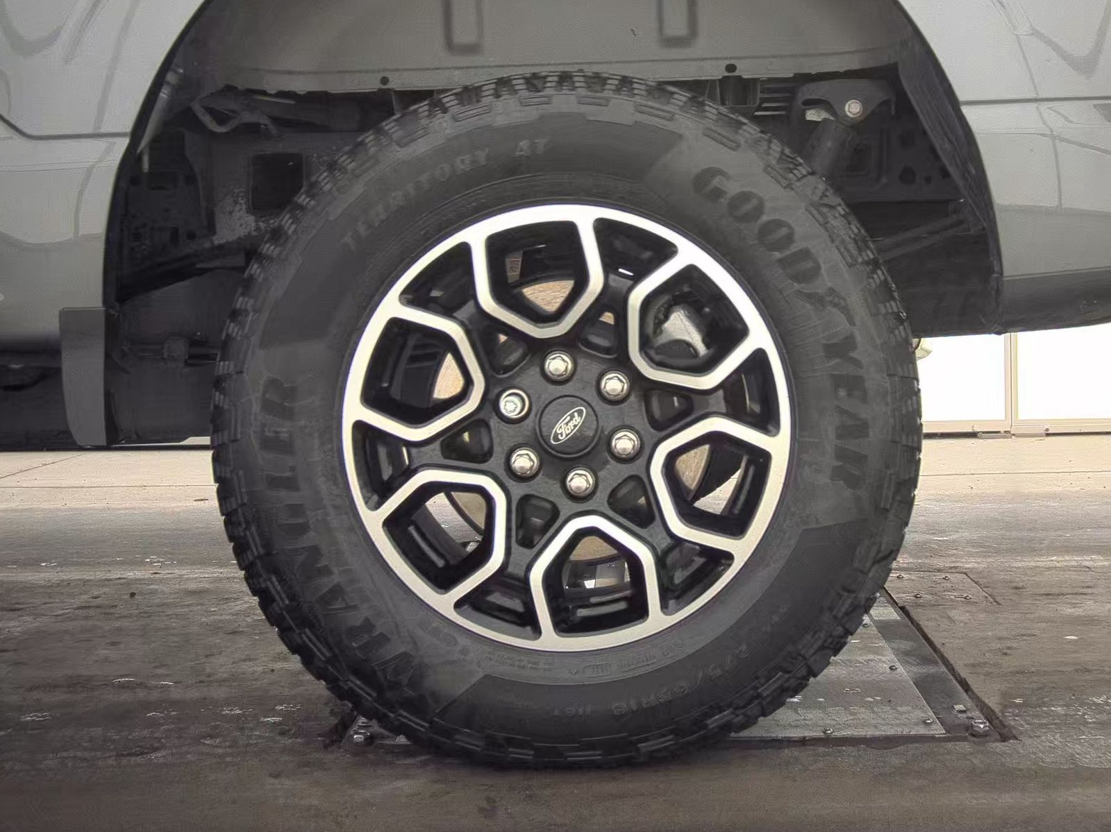 2023 Ford F-150 Hybrid XLT AWD