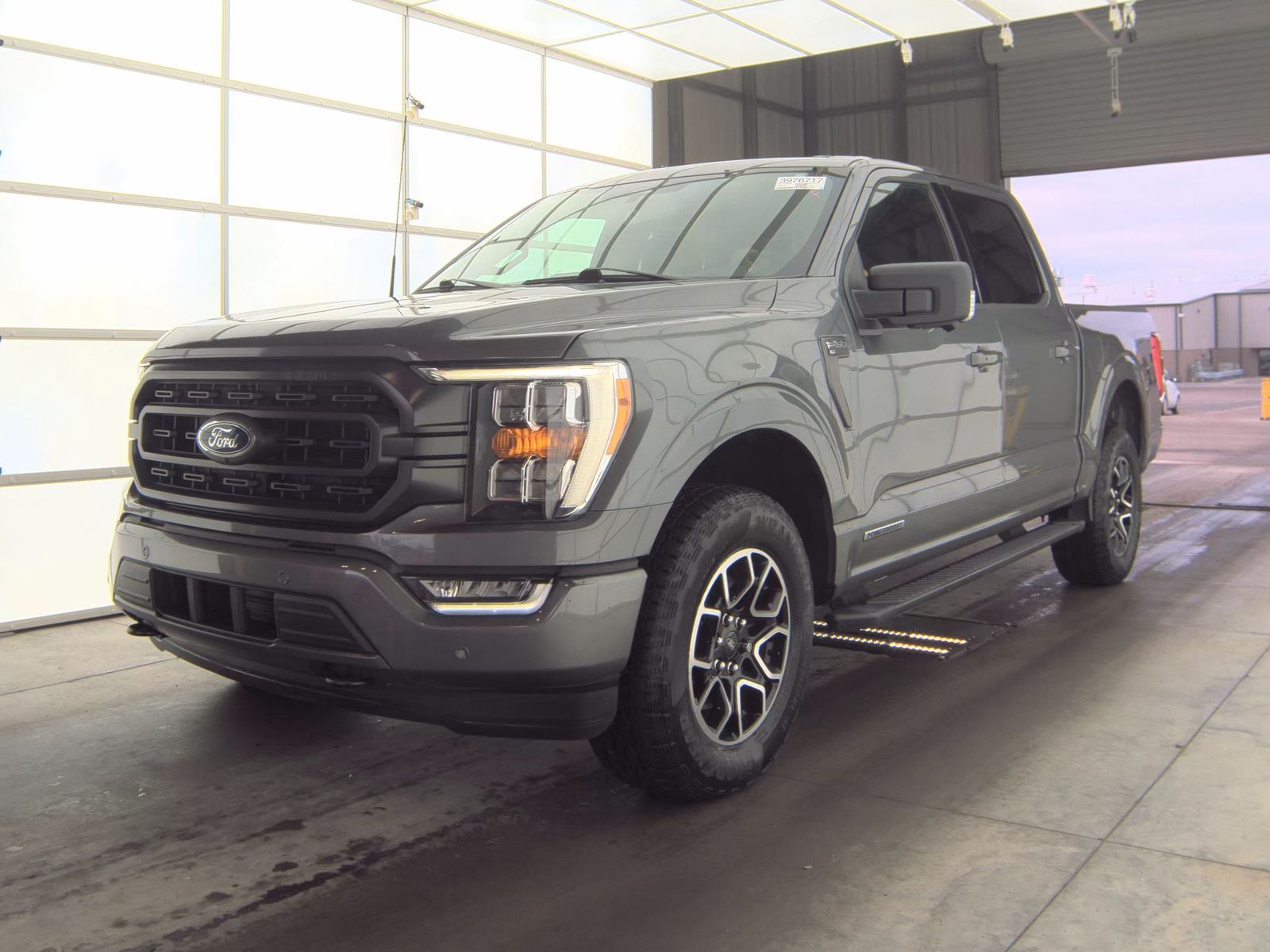 2023 Ford F-150 Hybrid XLT AWD