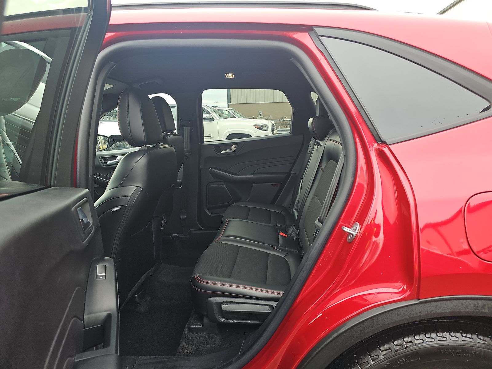 2025 Ford Escape ST-Line FWD