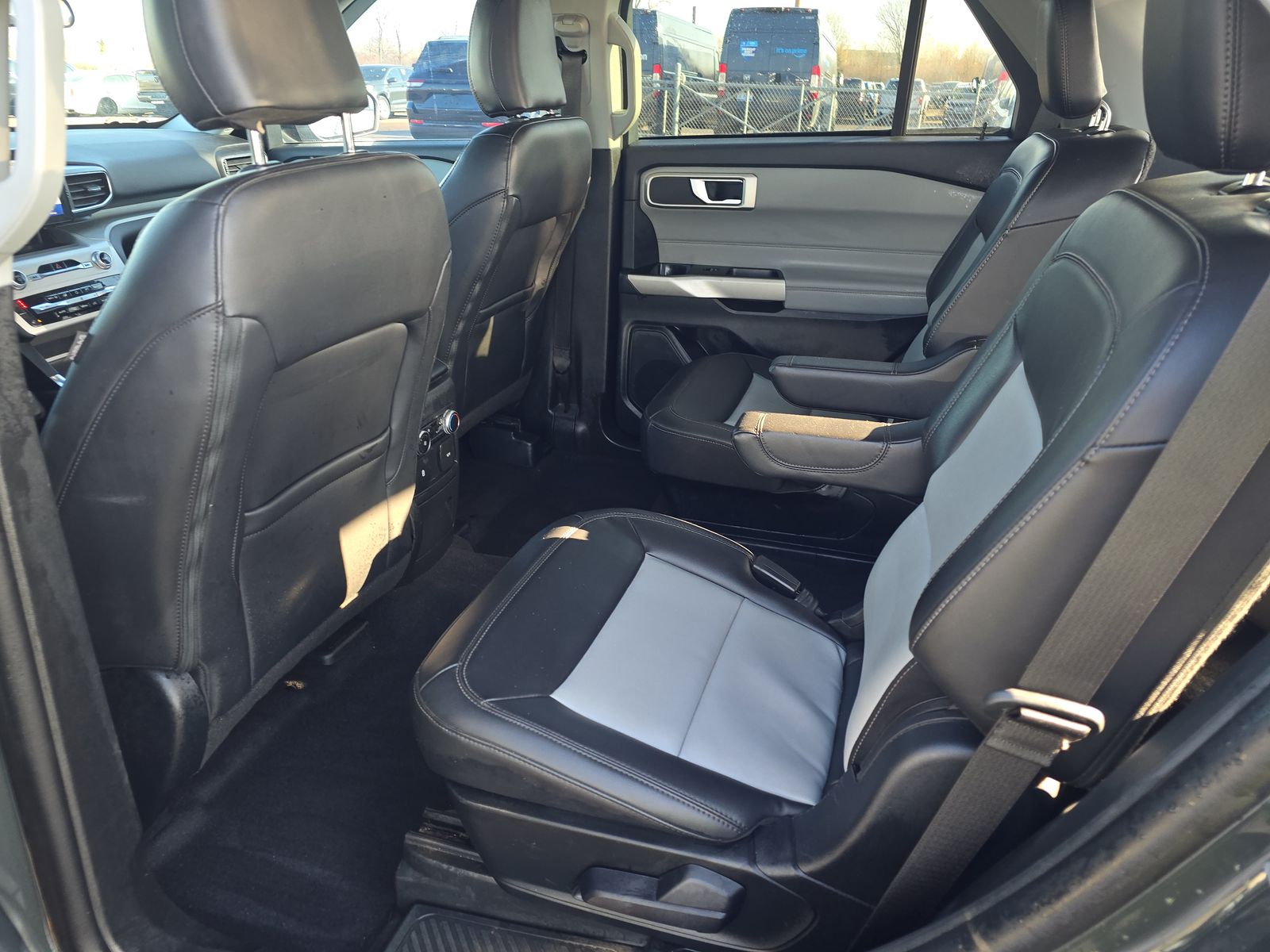 2023 Ford Explorer XLT AWD