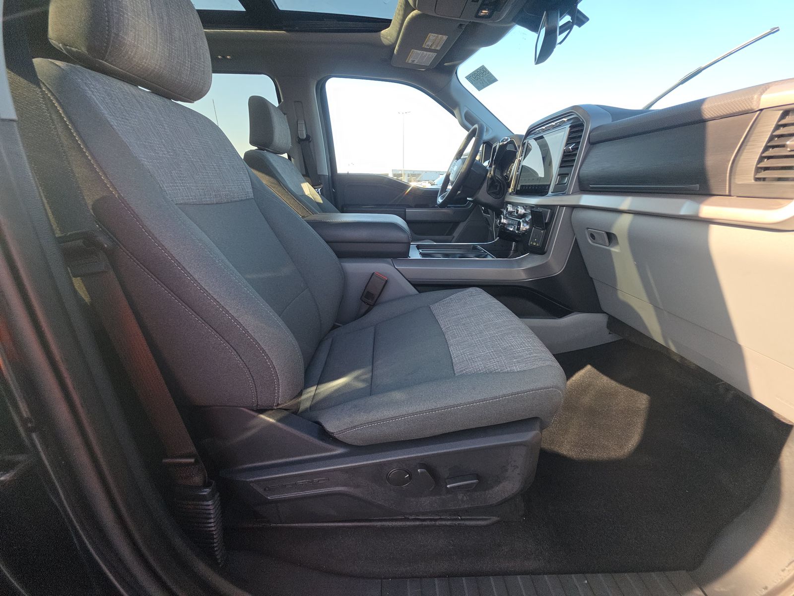 2023 Ford F-150 XLT AWD