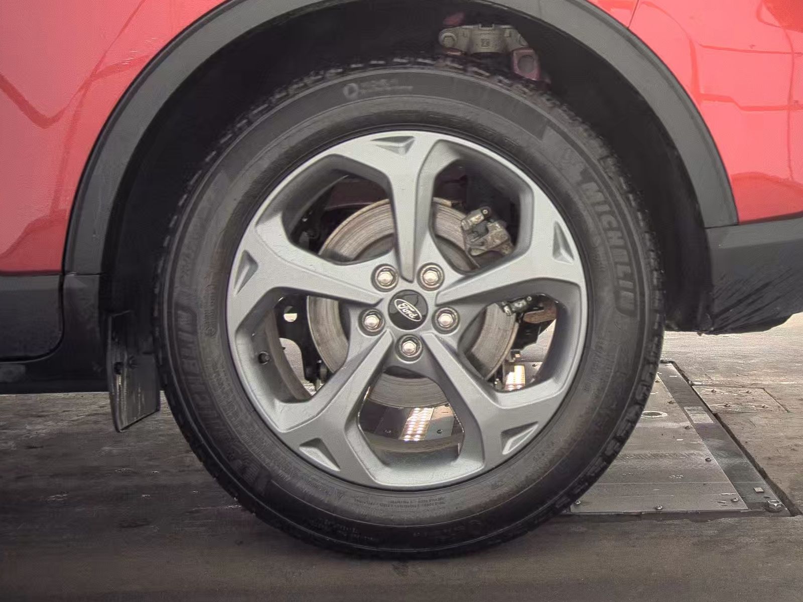 2025 Ford Escape ST-Line FWD