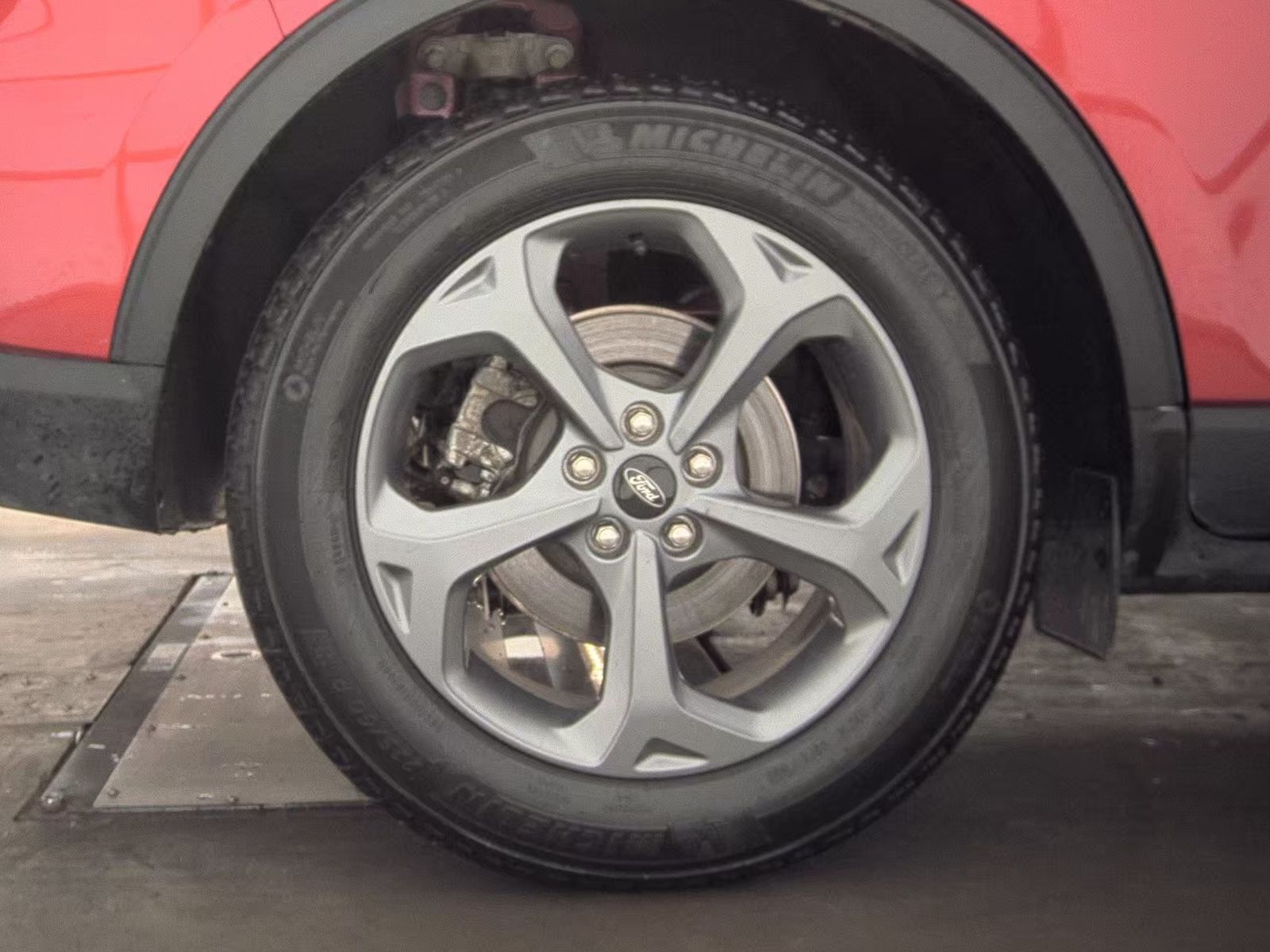 2025 Ford Escape ST-Line FWD