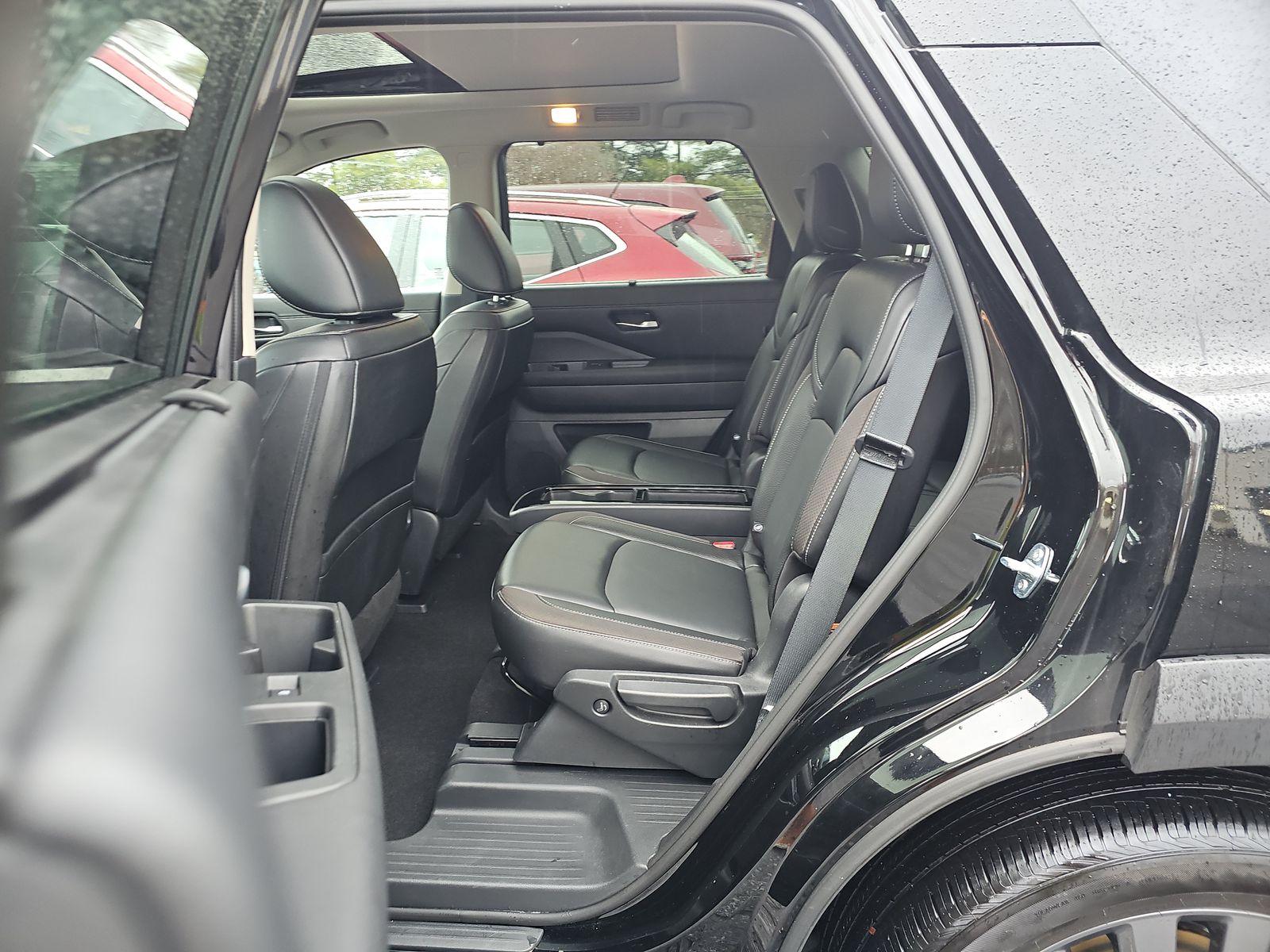 2024 Nissan Pathfinder SL AWD