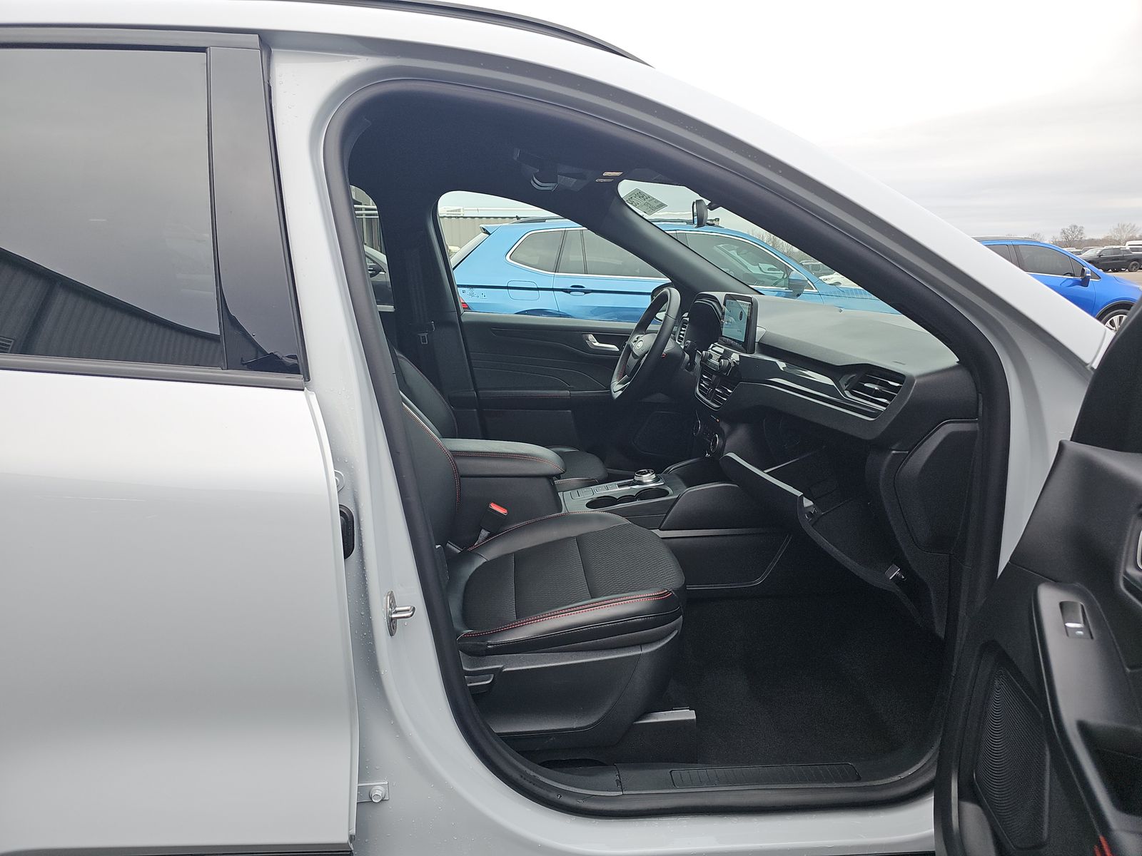 2025 Ford Escape Hybrid ST-Line FWD