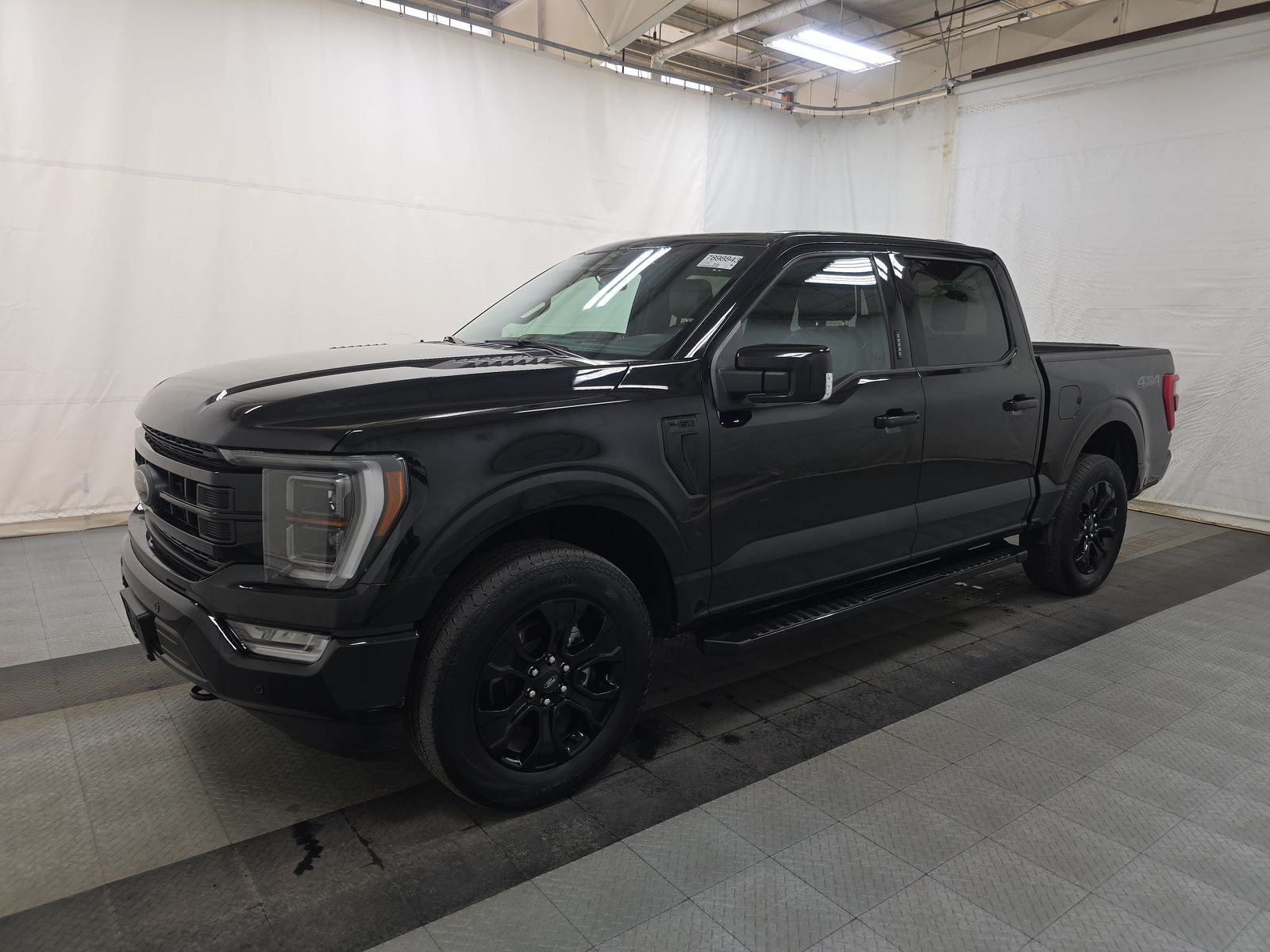 2023 Ford F-150 Lariat AWD