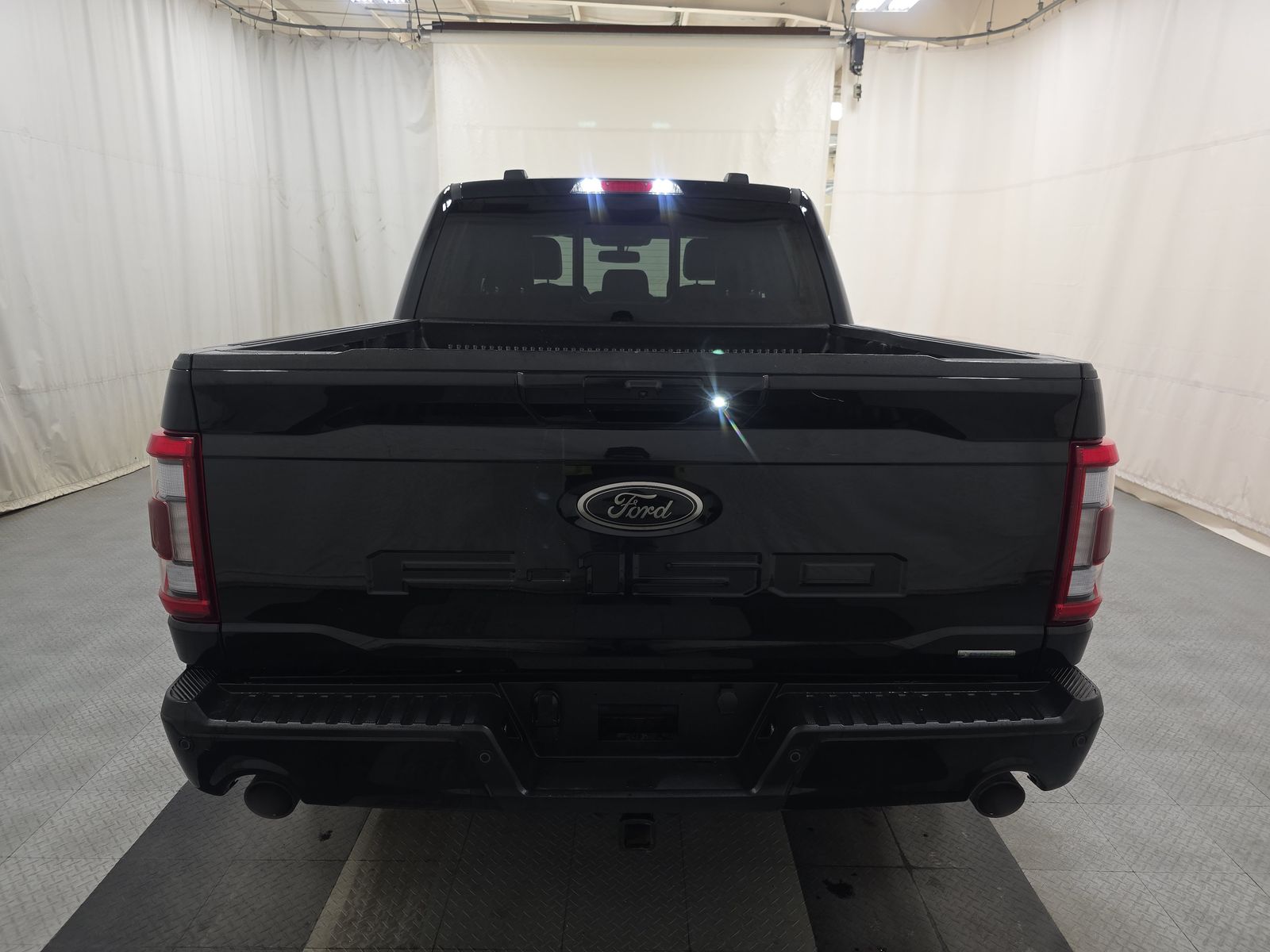 2023 Ford F-150 Lariat AWD