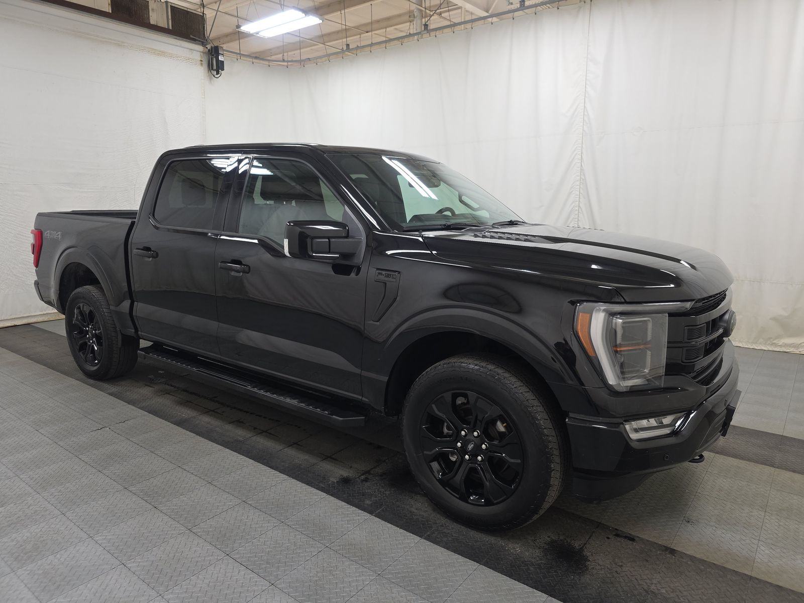 2023 Ford F-150 Lariat AWD