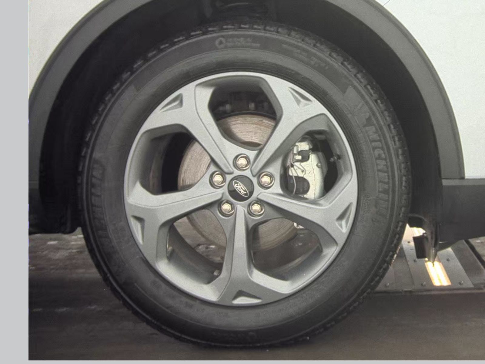 2025 Ford Escape Hybrid ST-Line FWD