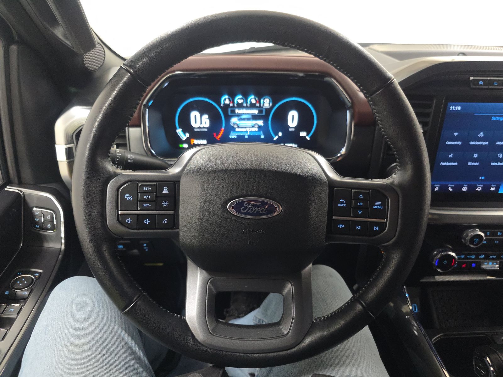 2023 Ford F-150 Lariat AWD