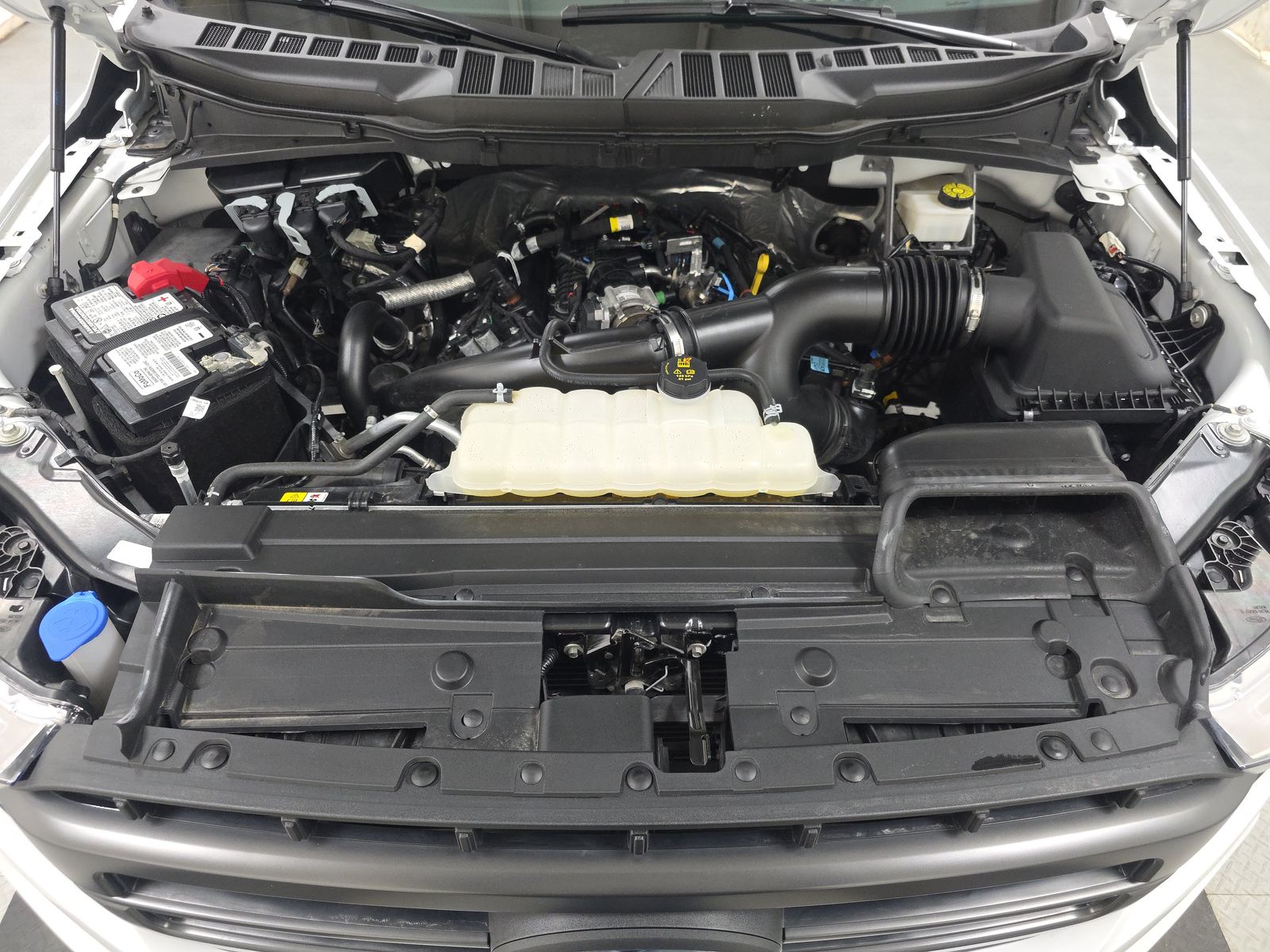 2023 Ford F-150 Lariat AWD