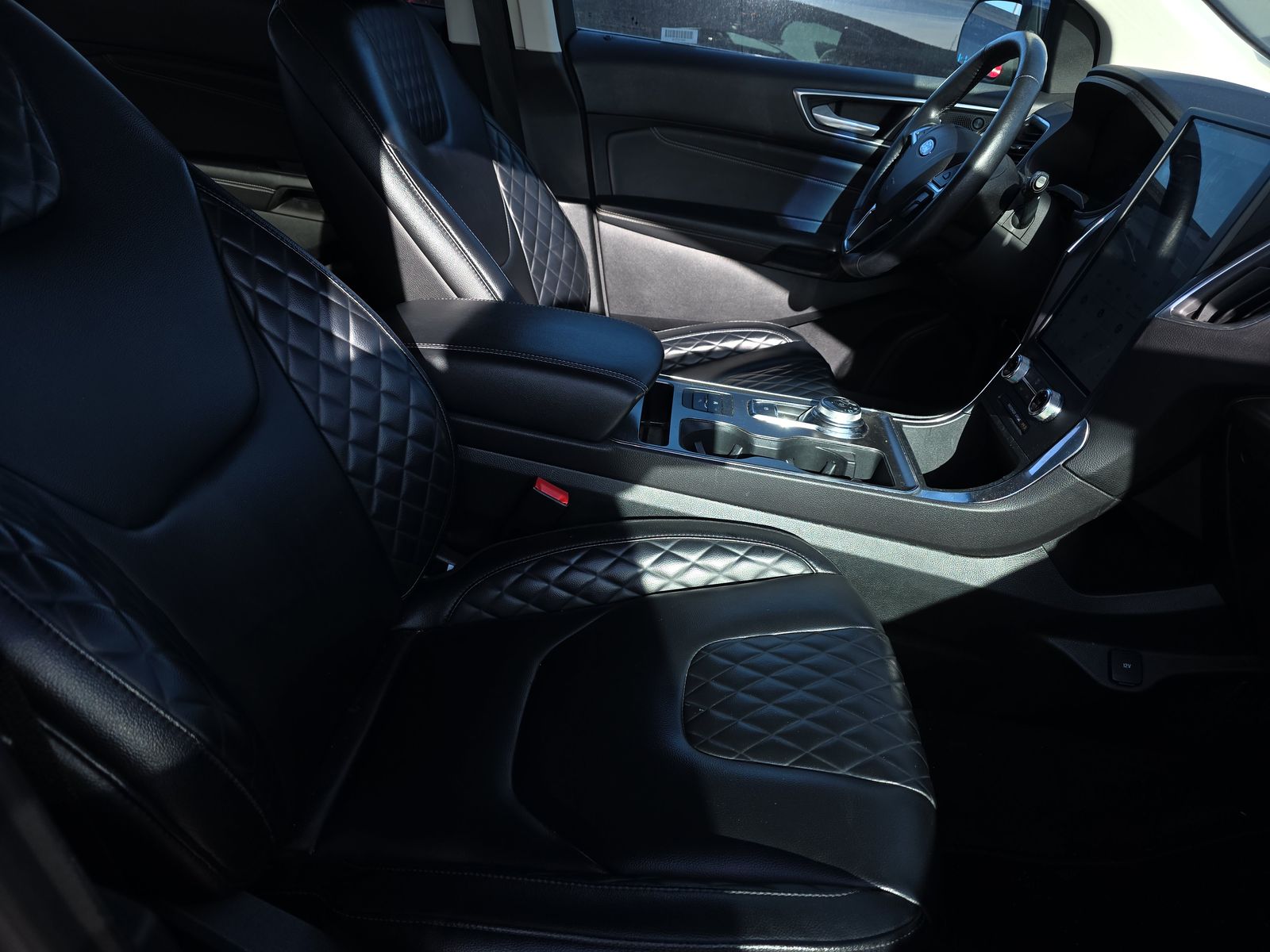 2024 Ford Edge Titanium AWD