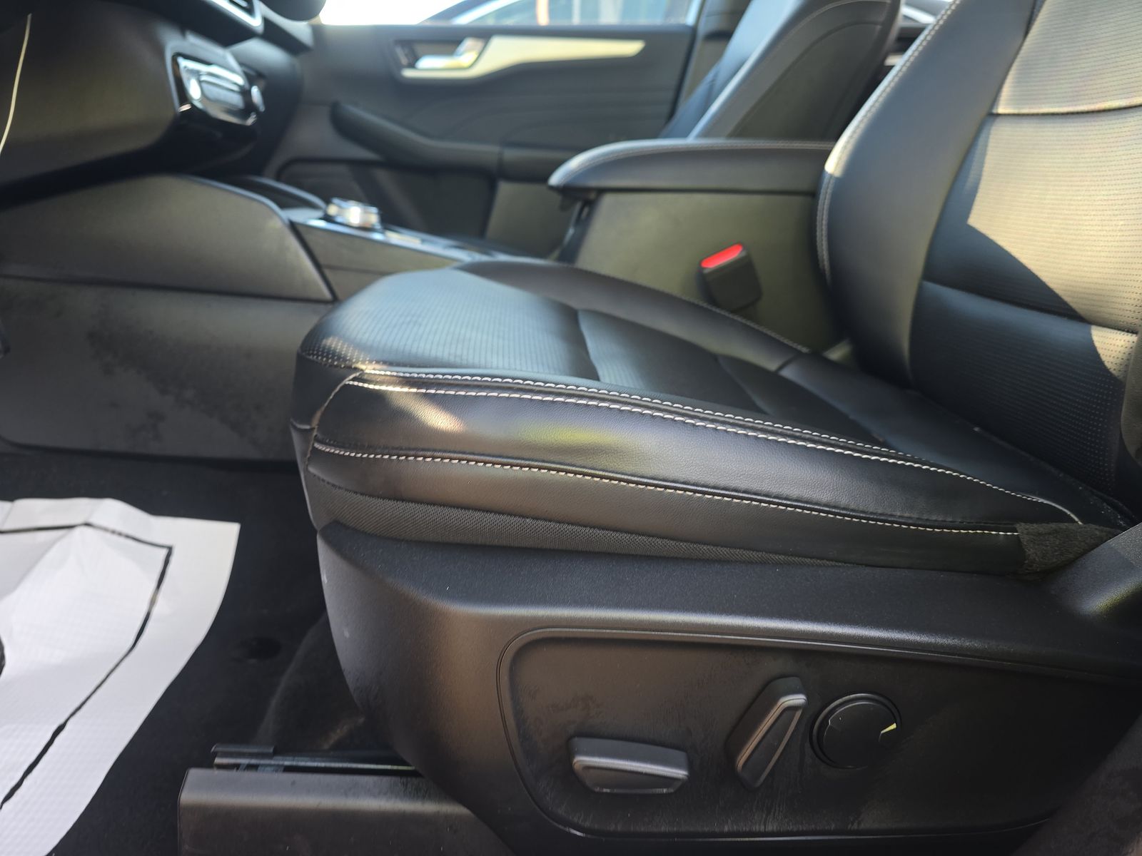 2023 Ford Escape Platinum AWD