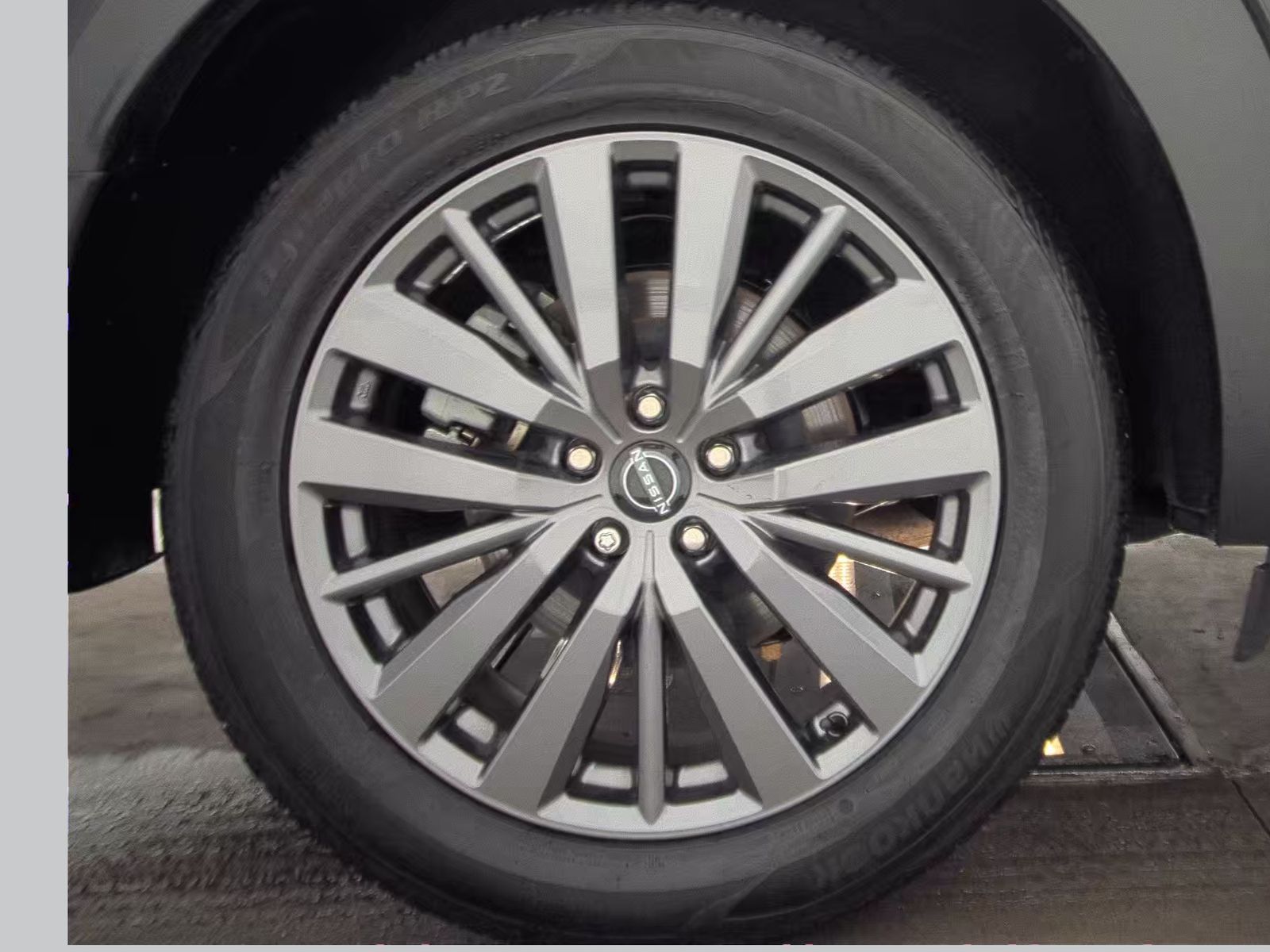 2024 Nissan Pathfinder SL AWD