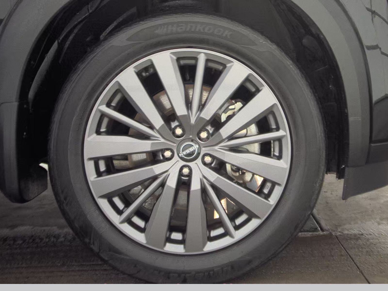 2024 Nissan Pathfinder SL AWD